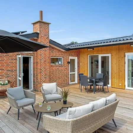 Holiday home Dirtje Blavand