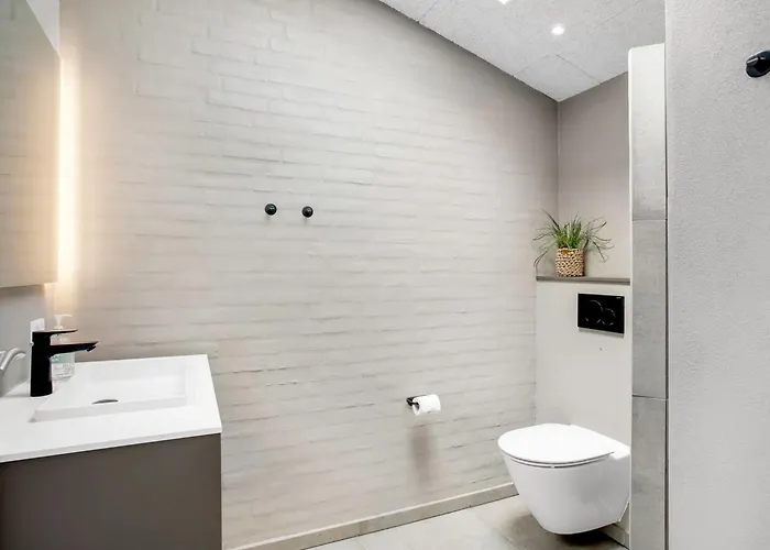 Holiday home Dirtje - 200m From The Sea By Interhome *